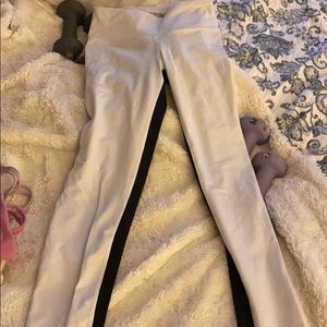 Victoria secret workout leggings white/black